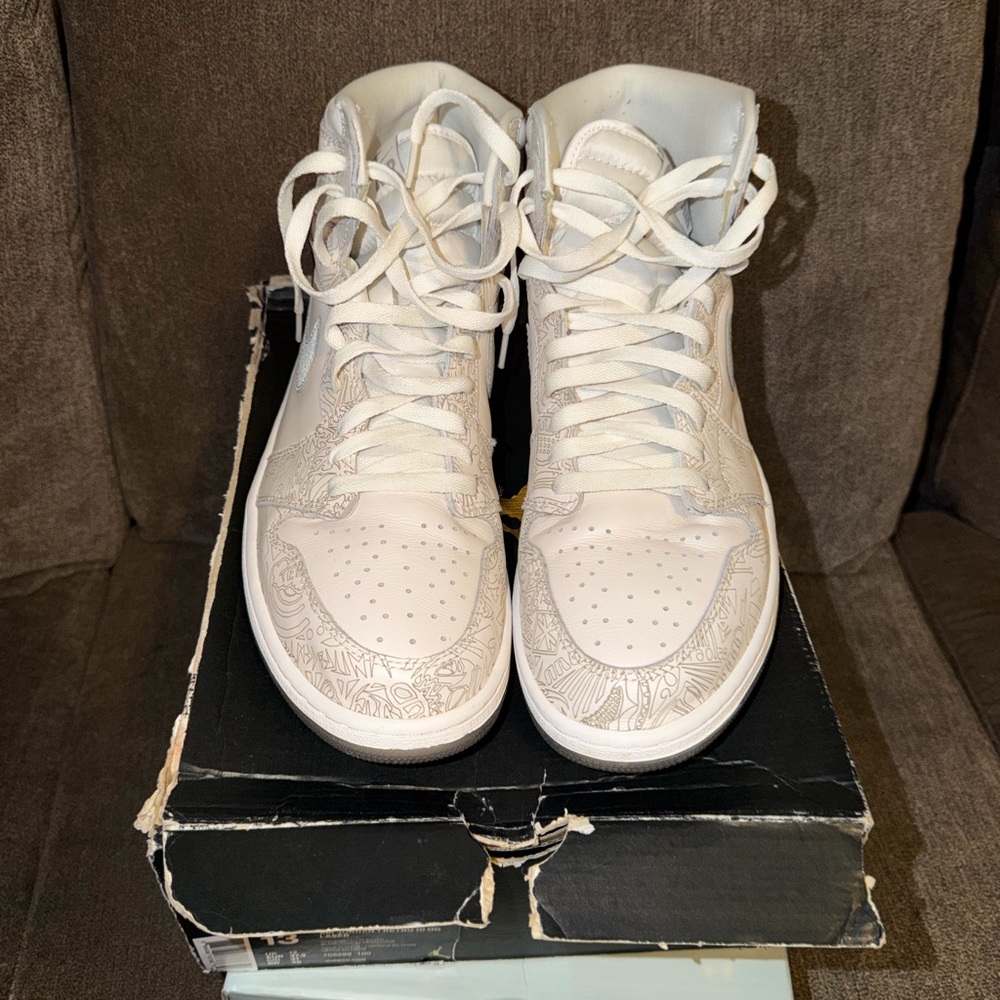 Men’s White High-Top Sneakers - Stylish Everyday Comfort Size 13